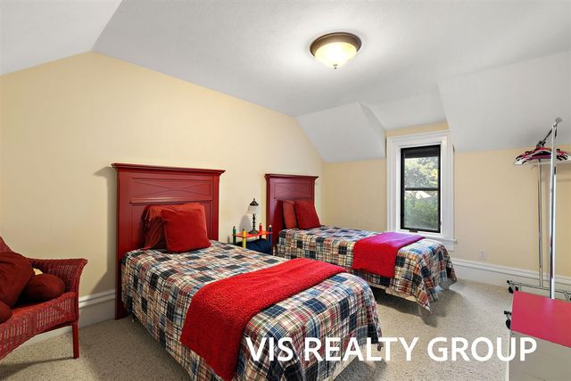 415 Howard Avenue, Grand Haven, MI 49417