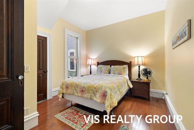 415 Howard Avenue, Grand Haven, MI 49417