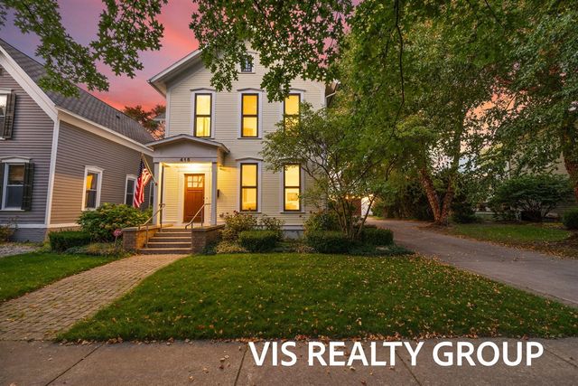 415 Howard Avenue, Grand Haven, MI 49417