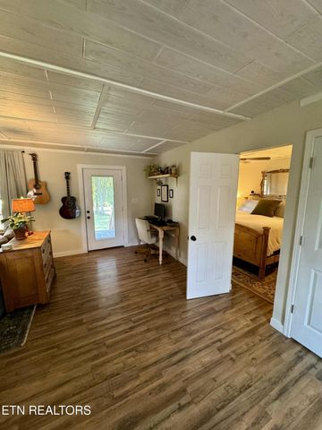 105 Lakeshore View Drive, Kingston, TN 37763