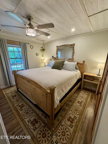 105 Lakeshore View Drive, Kingston, TN 37763
