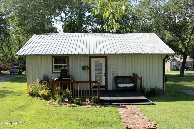 105 Lakeshore View Drive, Kingston, TN 37763