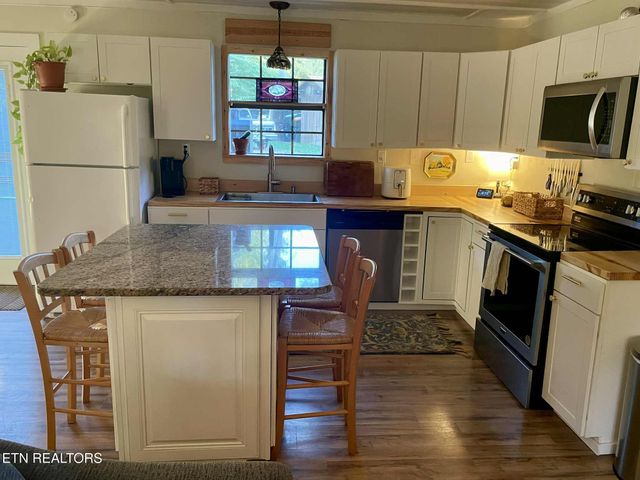 105 Lakeshore View Drive, Kingston, TN 37763