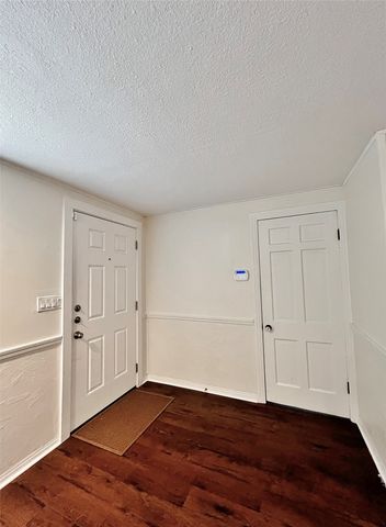 713 Spring Street, Granbury, TX 76048