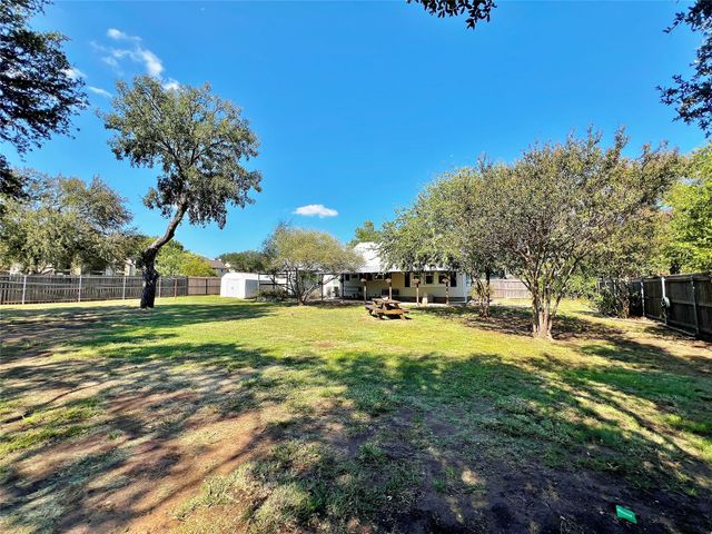713 Spring Street, Granbury, TX 76048