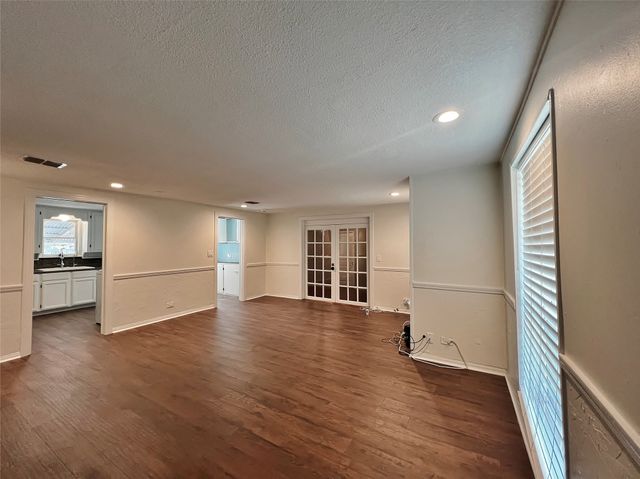 713 Spring Street, Granbury, TX 76048
