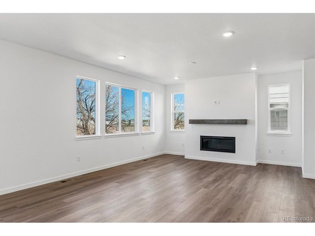 9156 Hayden Peak St, Englewood, CO 80112