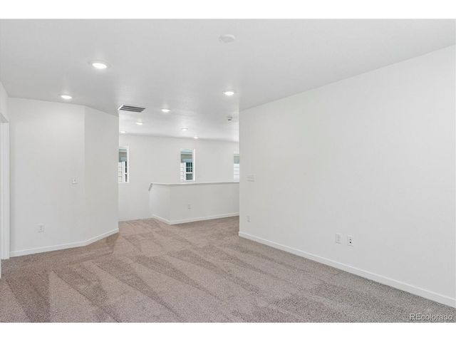 9156 Hayden Peak St, Englewood, CO 80112