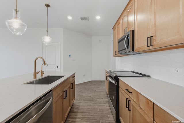 12421 Pottsboro, San Antonio, TX 78253