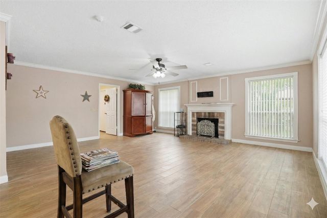 2707 Woodsboro Drive, Spring, TX 77388