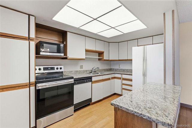 13902 E Marina Drive 610, Aurora, CO 80014