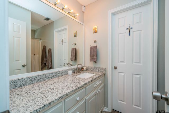 5230 FM 1404, Gilmer, TX 75645