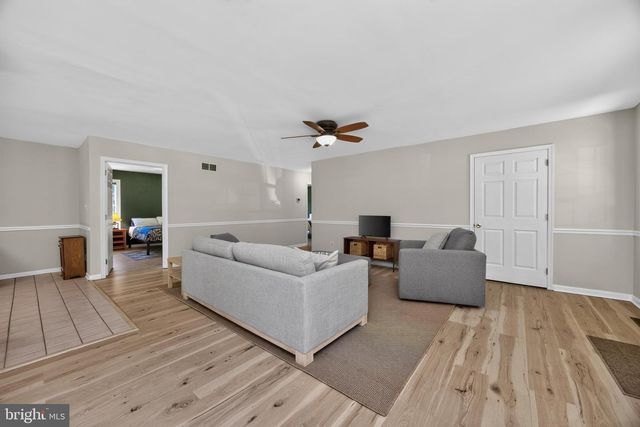 311 HILLENDALE RD, Avondale, PA 19311