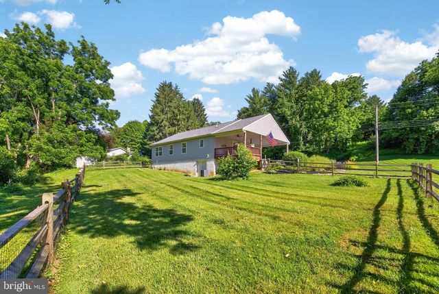311 HILLENDALE RD, Avondale, PA 19311