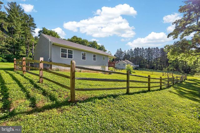 311 HILLENDALE RD, Avondale, PA 19311