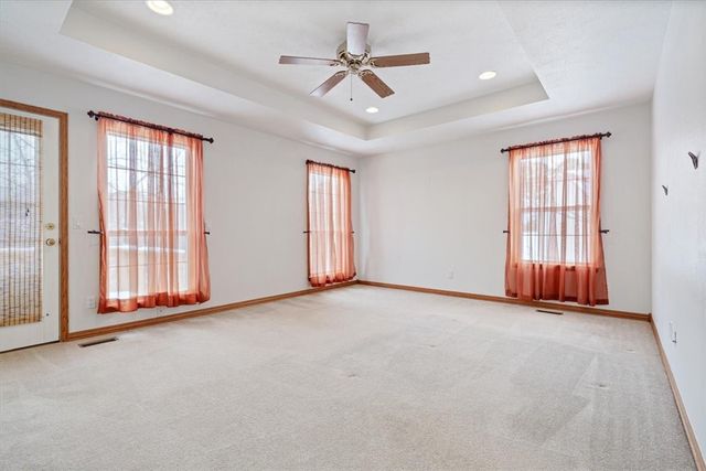 43 S Hills Loop, Holiday Island, AR 72631