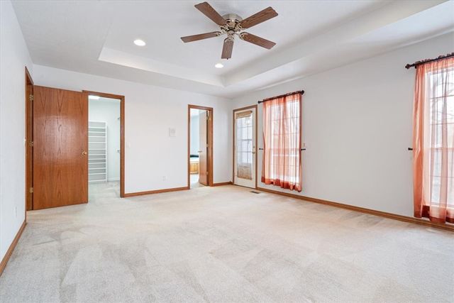 43 S Hills Loop, Holiday Island, AR 72631