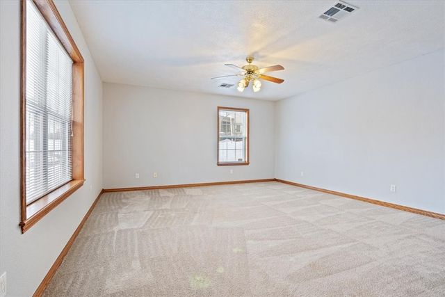 43 S Hills Loop, Holiday Island, AR 72631