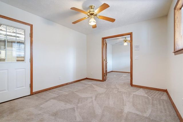 43 S Hills Loop, Holiday Island, AR 72631