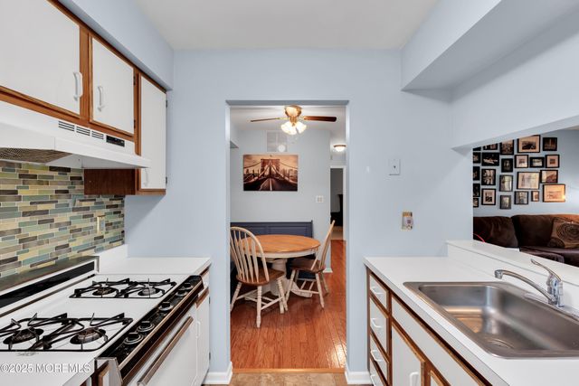 1703 Commons Drive 3, East Brunswick, NJ 08816