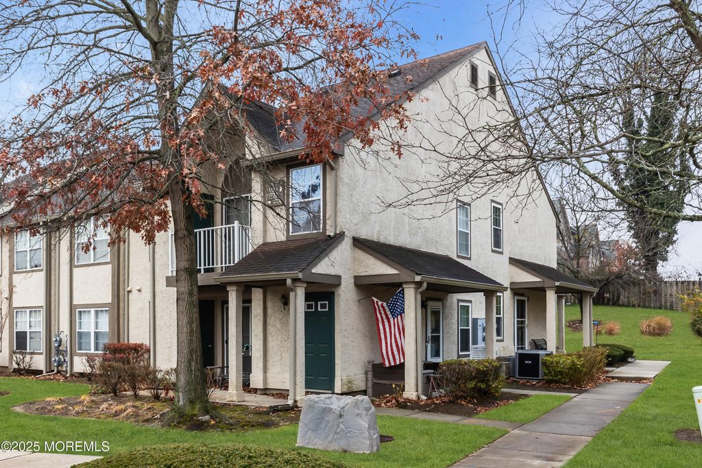 1703 Commons Drive 3, East Brunswick, NJ 08816