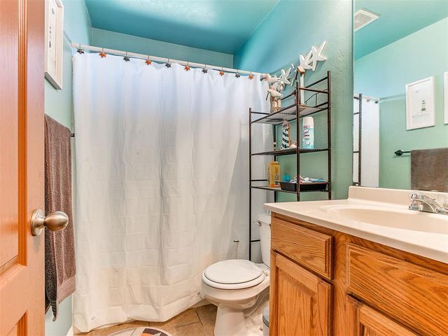 8013 Chumley Lane, Oklahoma City, OK 73135