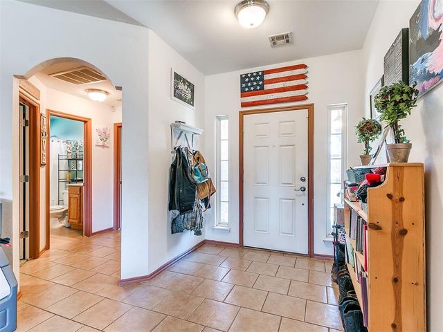 8013 Chumley Lane, Oklahoma City, OK 73135