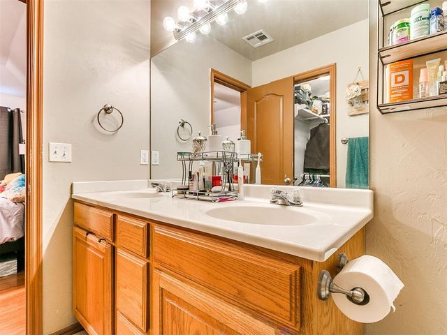 8013 Chumley Lane, Oklahoma City, OK 73135