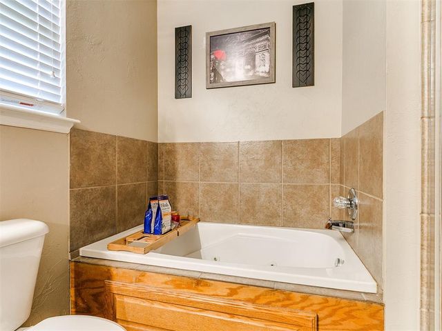 8013 Chumley Lane, Oklahoma City, OK 73135