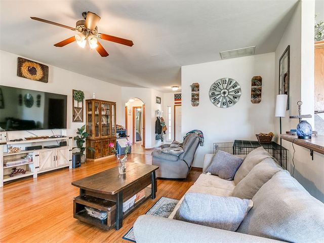 8013 Chumley Lane, Oklahoma City, OK 73135
