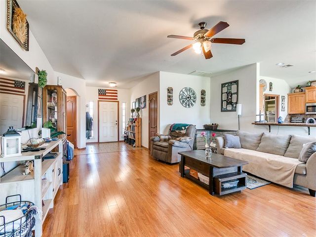 8013 Chumley Lane, Oklahoma City, OK 73135