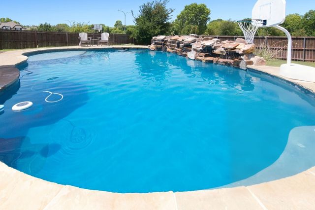 5812 Pine Flat Court, Fort Worth, TX 76179