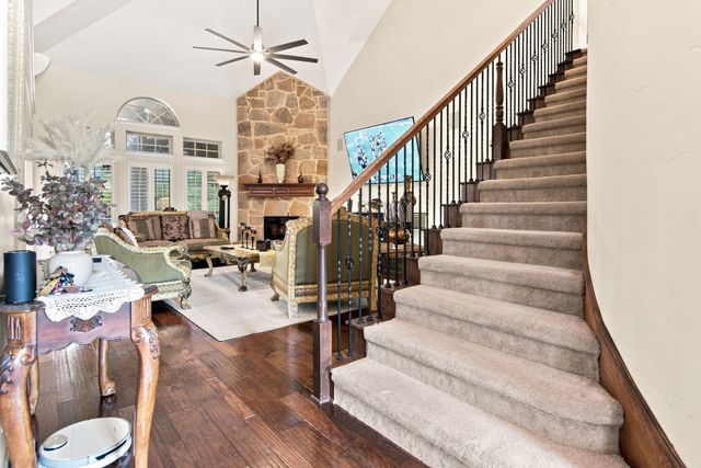 5812 Pine Flat Court, Fort Worth, TX 76179