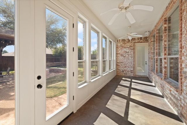 836 Sabine Trail, Mansfield, TX 76063