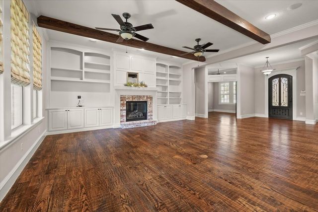 836 Sabine Trail, Mansfield, TX 76063