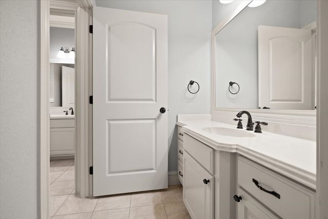 836 Sabine Trail, Mansfield, TX 76063