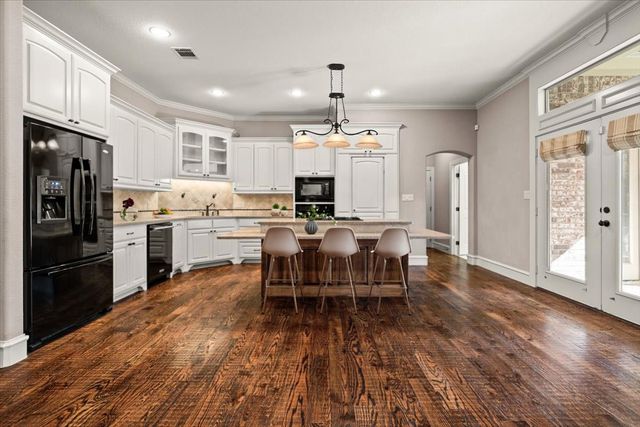 836 Sabine Trail, Mansfield, TX 76063