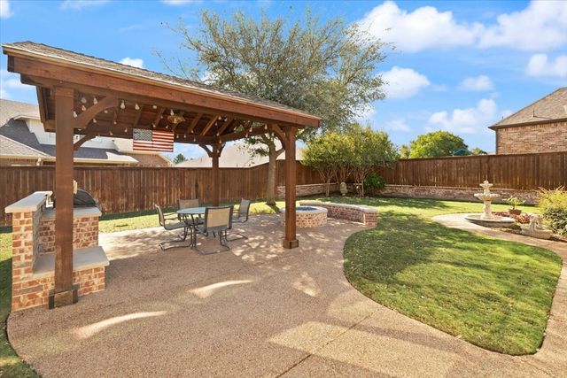 836 Sabine Trail, Mansfield, TX 76063
