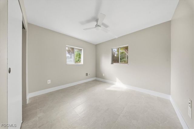 5826 Algiers ST, Fort Myers, FL 33919