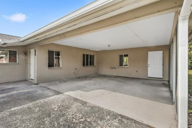 5826 Algiers ST, Fort Myers, FL 33919