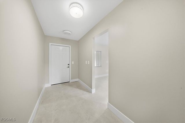 5826 Algiers ST, Fort Myers, FL 33919