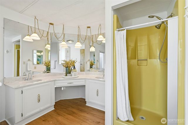 11813 NE 172nd Street, Bothell, WA 98011