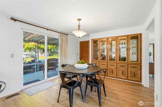 11813 NE 172nd Street, Bothell, WA 98011