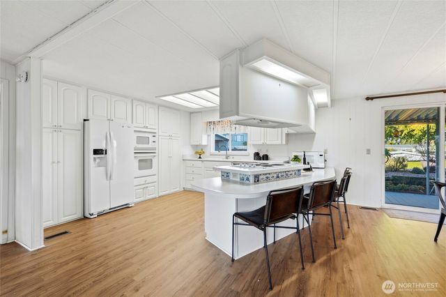 11813 NE 172nd Street, Bothell, WA 98011