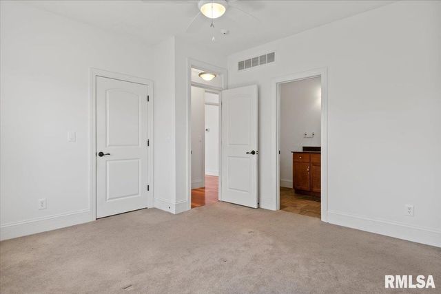 5034 Dogwood Hills, Springfield, IL 62711