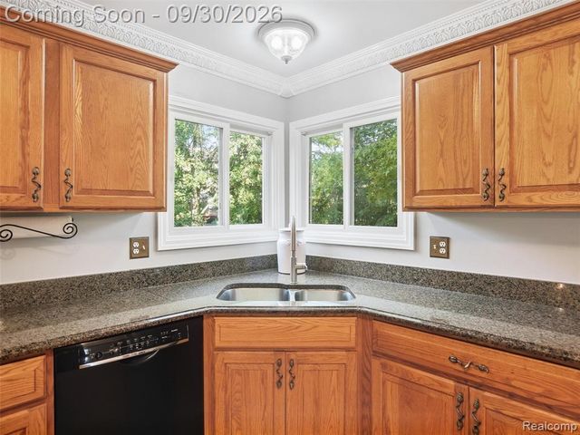 57457 Breckenridge Drive, Washington, MI 48094