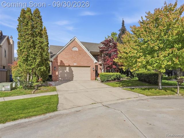 57457 Breckenridge Drive, Washington, MI 48094
