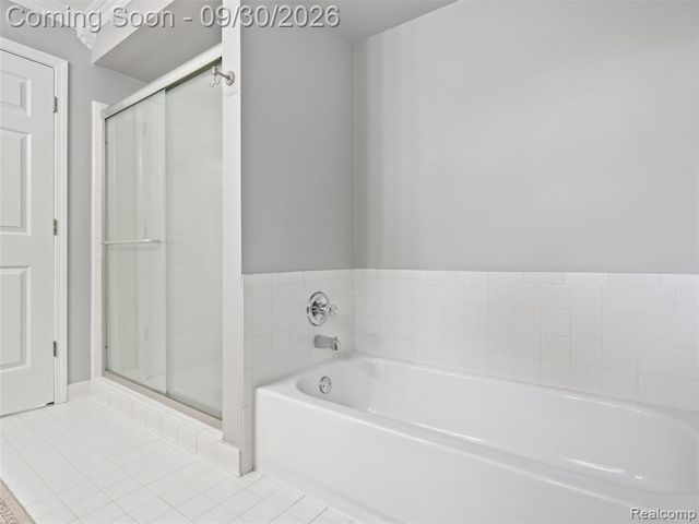 57457 Breckenridge Drive, Washington, MI 48094