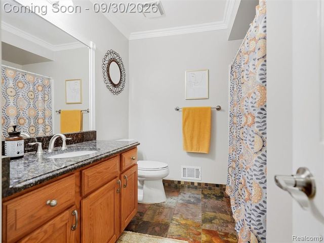 57457 Breckenridge Drive, Washington, MI 48094