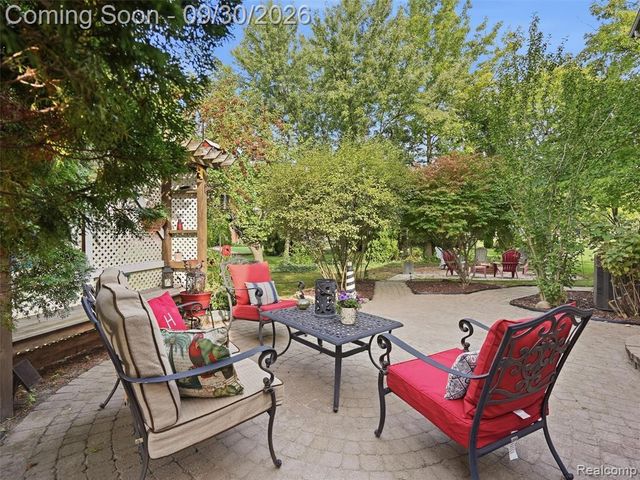 57457 Breckenridge Drive, Washington, MI 48094